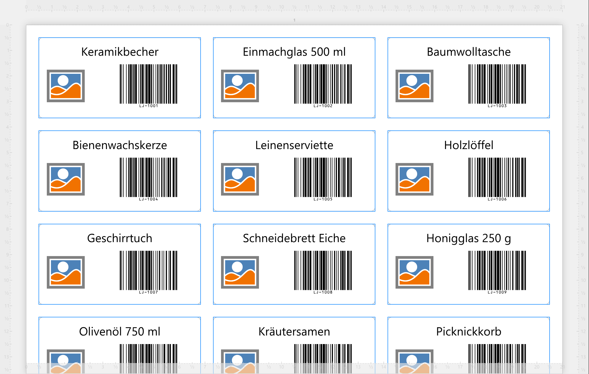 Der Arbeitsbereich mit einem Bogen Etiketten aus einer Produktliste:
Jedes Etikett zeigt eine andere Produktbeschreibung, mit der Artikelnummer als Barcode.