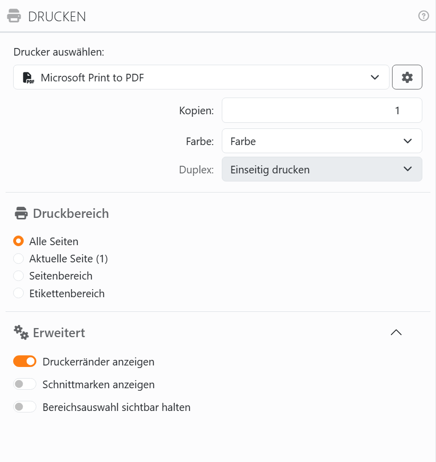 Das Panel Drucken: Drucker auswählen mit Microsoft Print to PDF
und dem Zahnrad Druckereinstellungen, Kopien, Farbe und Duplex, dann Druckbereich mit Alle Seiten, Aktuelle Seite,
Seitenbereich und Etikettenbereich, und der geöffnete Abschnitt Erweitert mit Druckerränder anzeigen, Schnittmarken
anzeigen und Bereichsauswahl sichtbar halten.